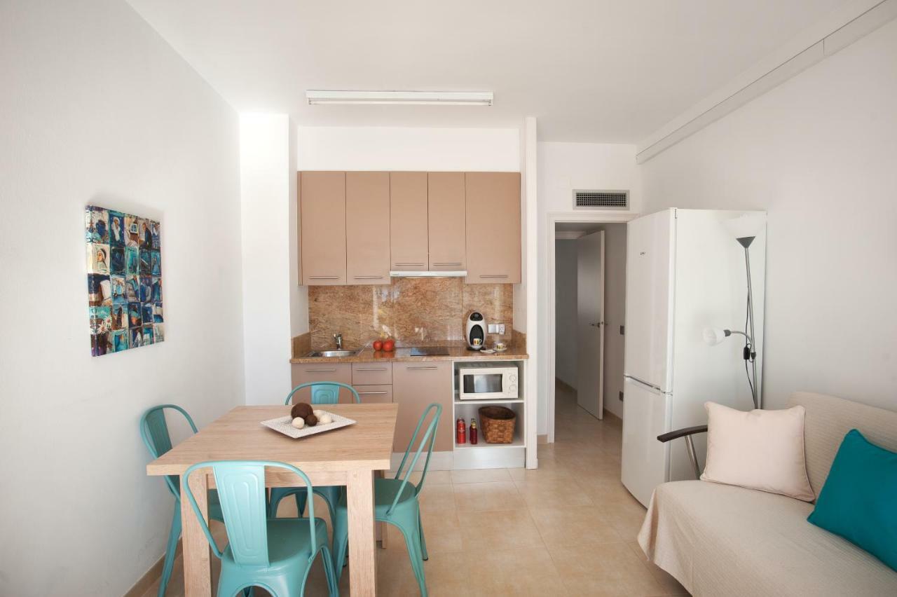 Apartamento A Pie De Playa, Climatizado Y Parking 로지즈 외부 사진